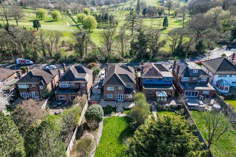 4 bedroom detached house for sale, New Street Hill, Bromley