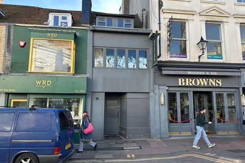 Retail property (high street) to rent, Brighton BN1