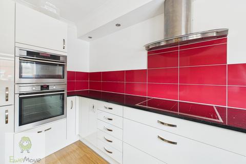 14 Galleon Way, Upnor, Rochester, ME2 4GX