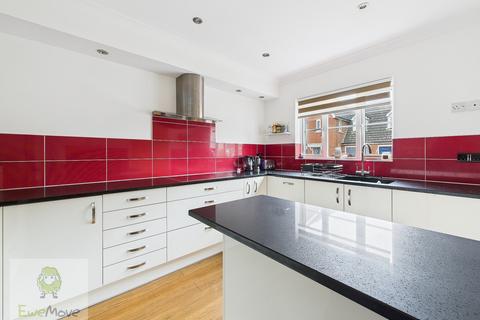 14 Galleon Way, Upnor, Rochester, ME2 4GX