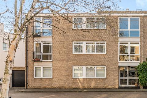 Chester Close South, Regent's Park, London