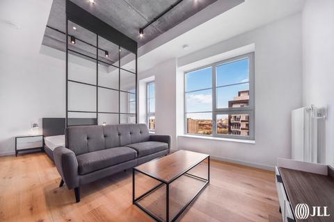 Studio to rent, Douglass Tower, Good Luck Hope E14
