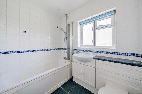 46 Johnston Walk, Guildford, GU2 9XR