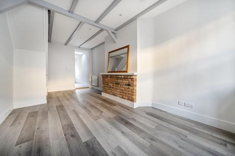 1 bedroom terraced house to rent, Oak Lane, Windsor, SL4