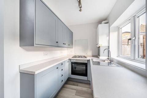 1 bedroom terraced house to rent, Oak Lane, Windsor, SL4
