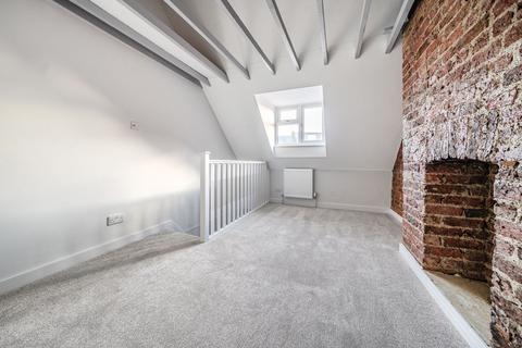 1 bedroom terraced house to rent, Oak Lane, Windsor, SL4