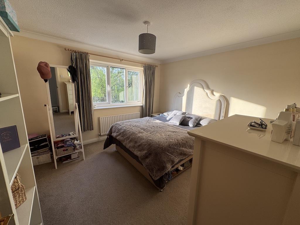 7 - Bedroom 1.jpg