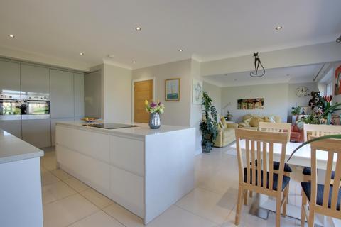 4 bedroom detached house for sale, TRAMPERS LANE, NORTH BOARHUNT