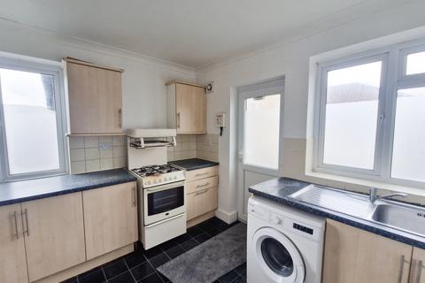 2 bedroom flat to rent, Winton Court, 2 Belgrave Road, Ilford, IG1 3AW, UK