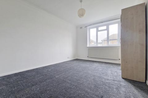2 bedroom flat to rent, Winton Court, 2 Belgrave Road, Ilford, IG1 3AW, UK
