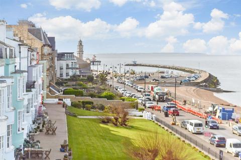 4 bedroom terraced house for sale, Prospect Hill, Herne Bay, Kent