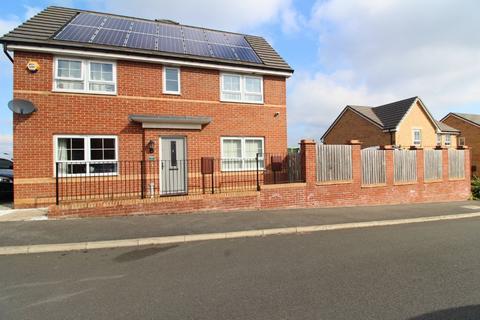 3 bedroom semi-detached house for sale, Monckton Road , Wakefield  WF8