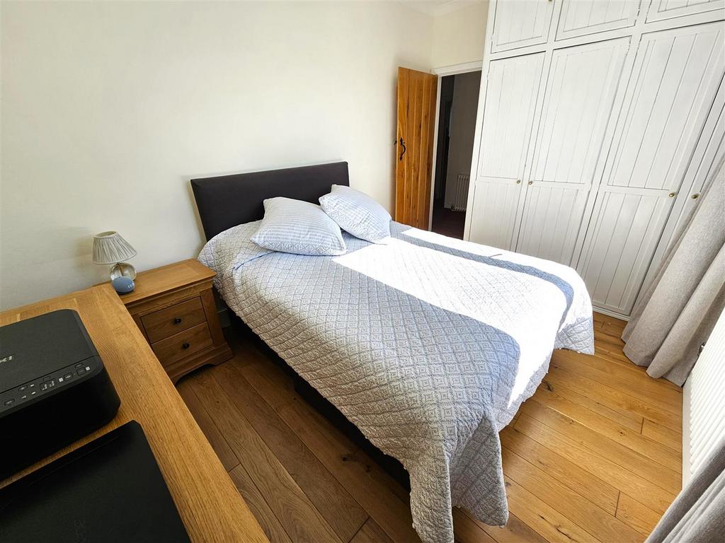 Bedroom 2.jpg