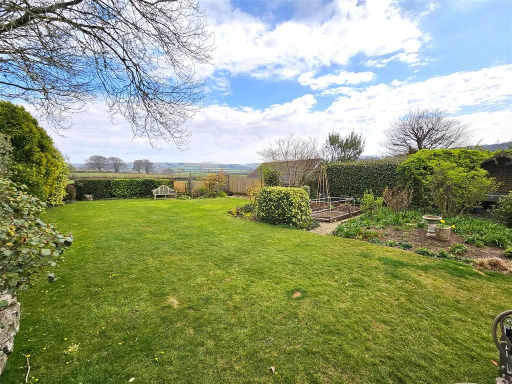 Rear Garden.jpg