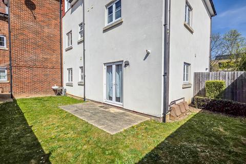 2 bedroom apartment for sale, Challis Court, 1A Oaklands Avenue, RM1
