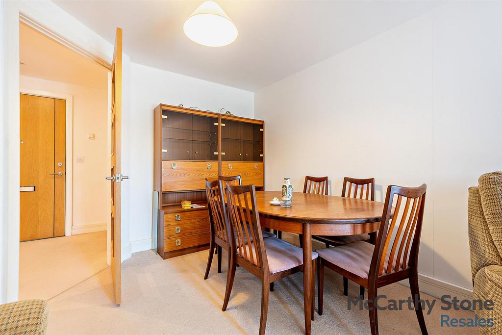 8642743-interior11-800.jpg