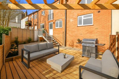 1 bedroom flat for sale, Millers Road, Brighton, BN1