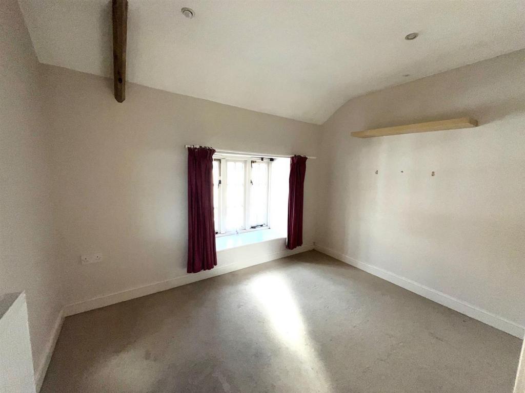 Bedroom 2.jpg