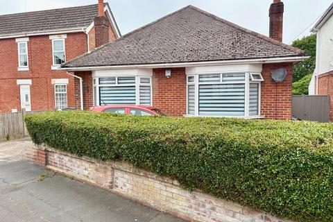 3 bedroom detached bungalow for sale, Howeth Road, Bournemouth