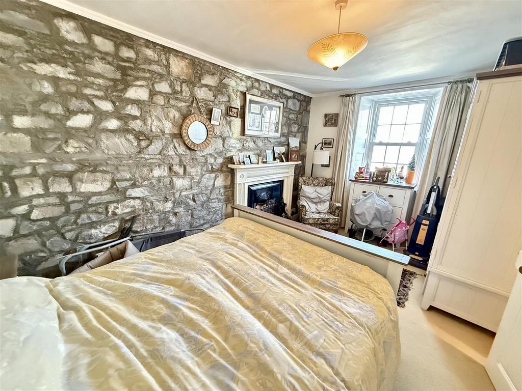 Sitting room / Bedroom 4