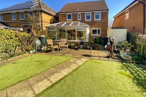 3 bedroom detached house for sale, Thwaites Close, Newton Aycliffe