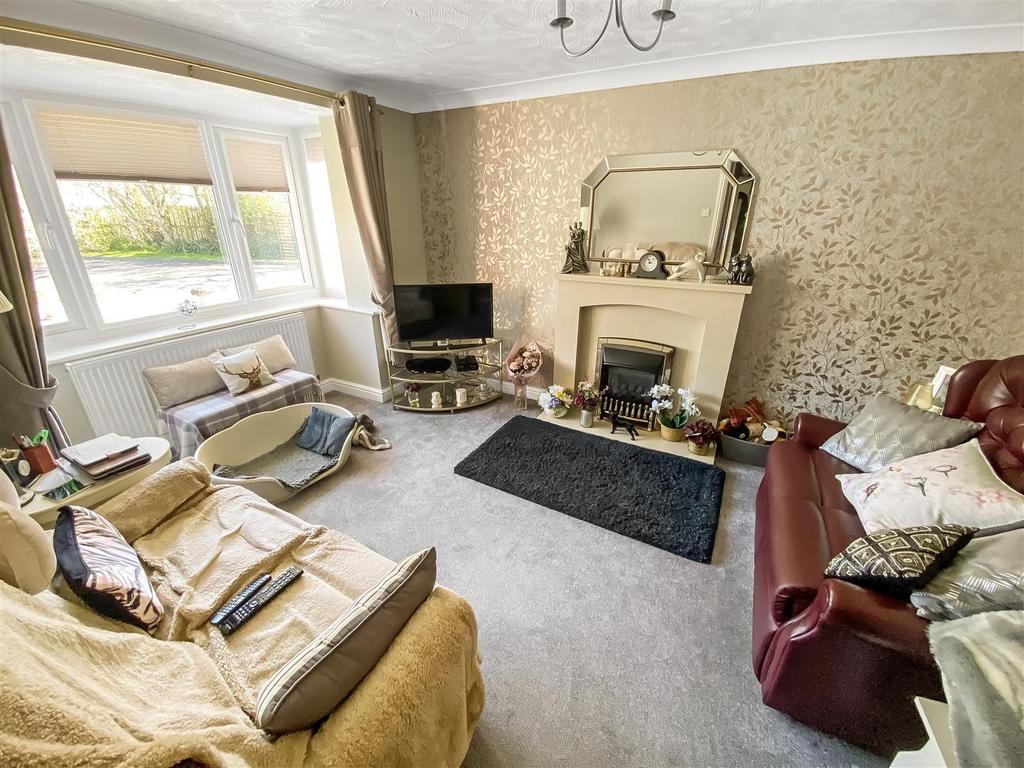 Living Room.jpg