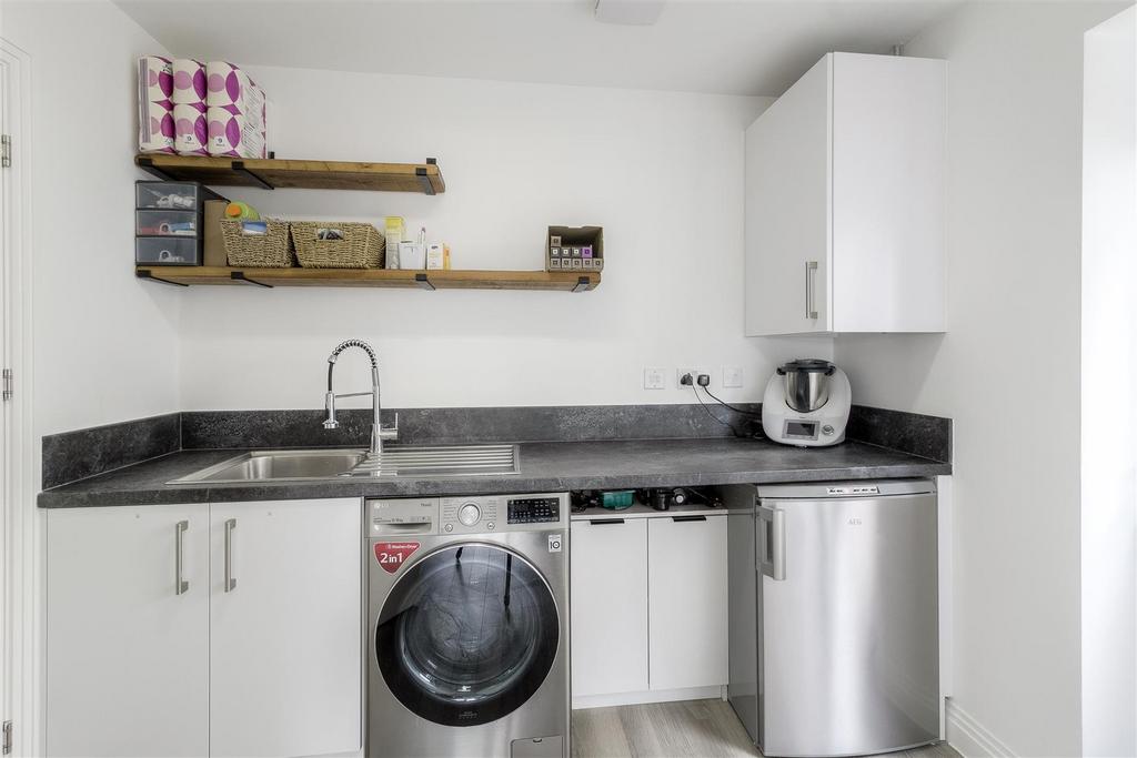 15 Fotheringhay Close 017.jpg