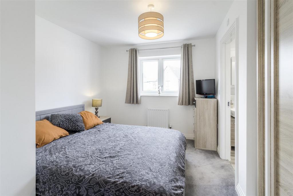 15 Fotheringhay Close 030.jpg