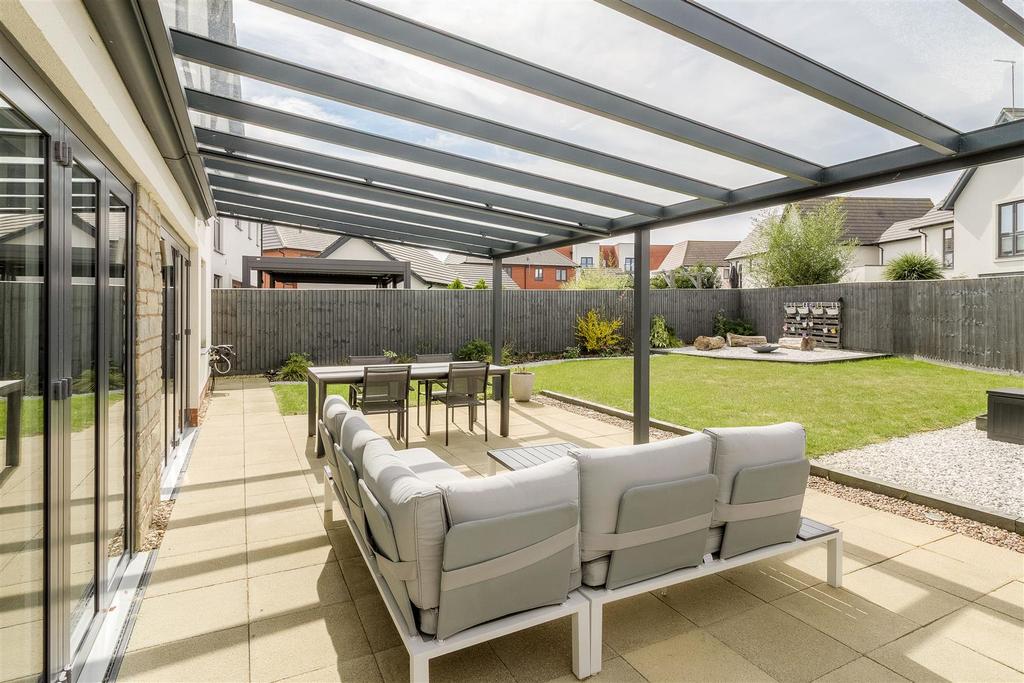 15 Fotheringhay Close 037.jpg