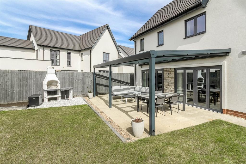 15 Fotheringhay Close 040.jpg