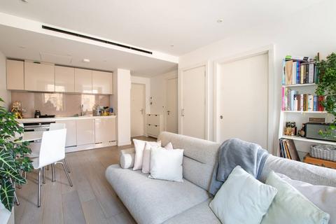 1 bedroom flat for sale, Albion Court, Hammersmith, London, W6