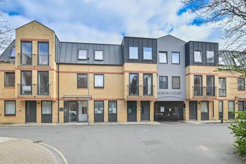 1 bedroom flat for sale, Albion Court, Hammersmith, London, W6