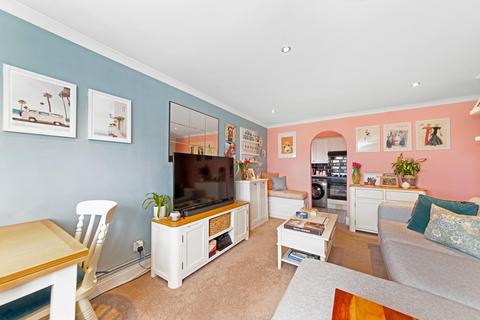 1 bedroom flat for sale, Burnt Ash Hill, Lee, London