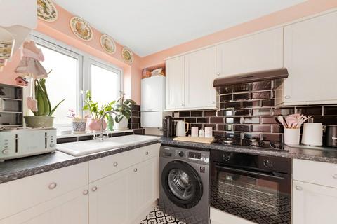 1 bedroom flat for sale, Burnt Ash Hill, Lee, London