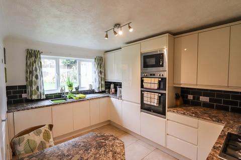 21 Copper Beeches, St Leonards-on-sea, TN37 7RR