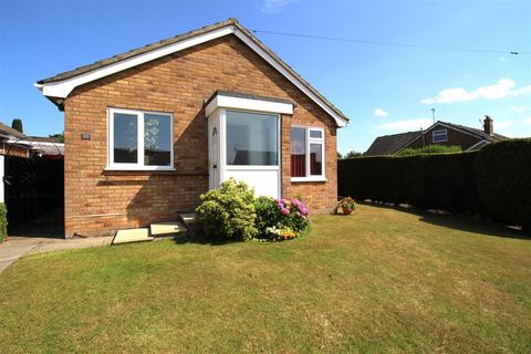 2 bedroom detached bungalow for sale, Fairfields, Cawston