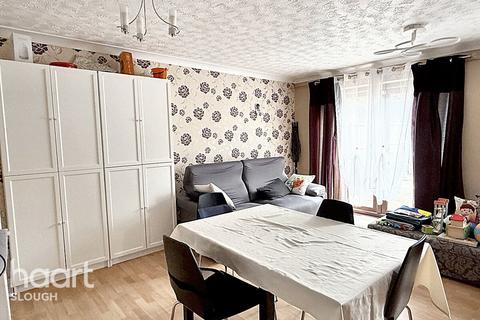 3 bedroom semi-detached house for sale, Baird Close, Slough