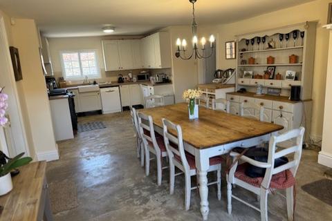 4 bedroom farm house to rent, Main Street, Great Gidding, Huntingdon, PE28