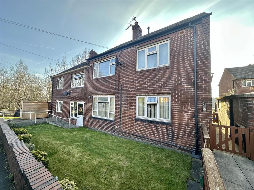 Bramleys Estate Agents - Chandler Close - Batley (