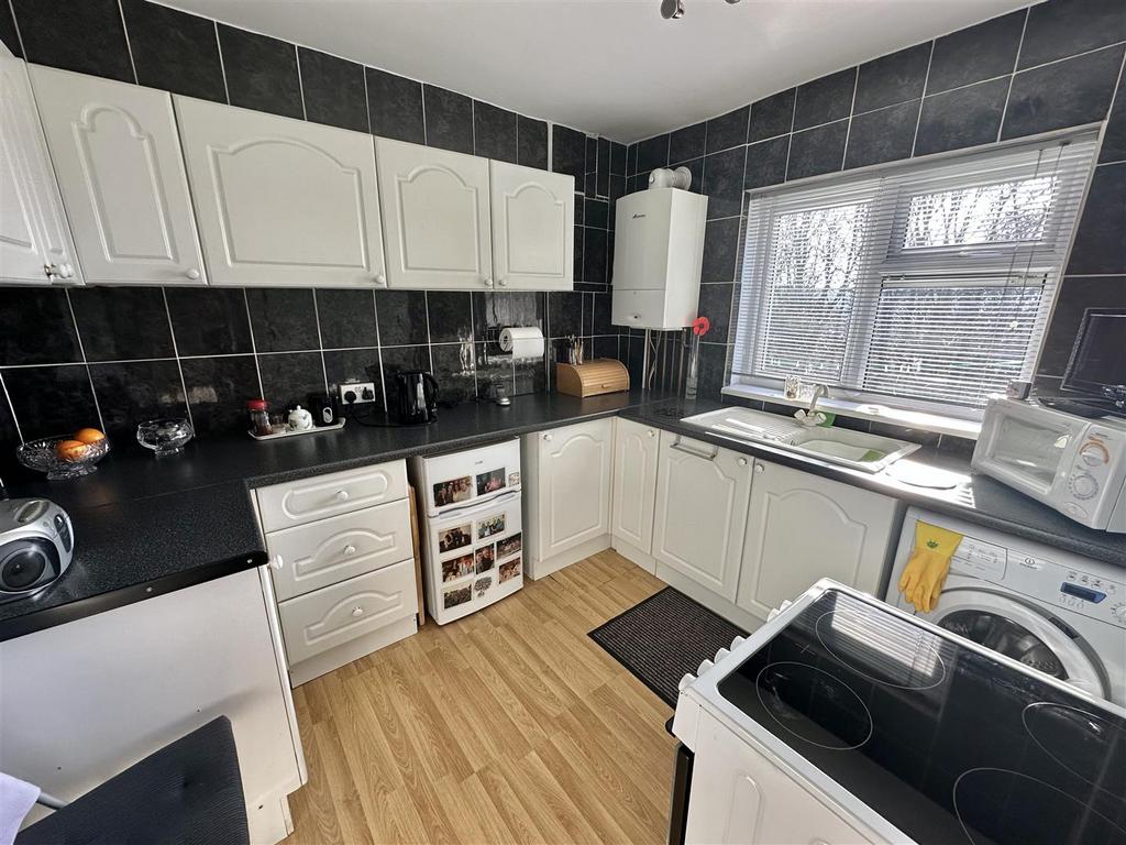 Bramleys Estate Agents - Chandler Close - Batley (