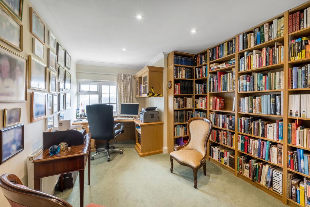Annexe study/library