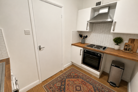 Studio to rent, Glenfield Road, Flat 3, Leicester LE3