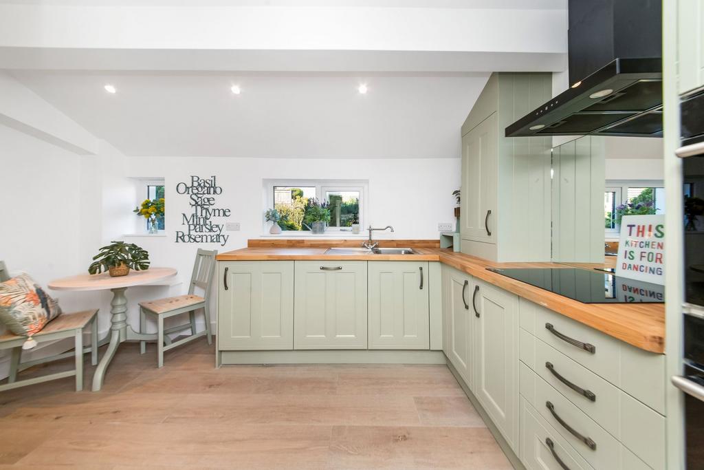Open plan dining kitchen