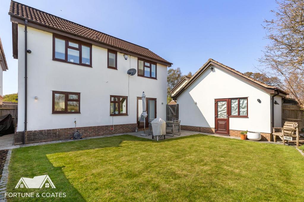 Wetherly Close 21.jpg