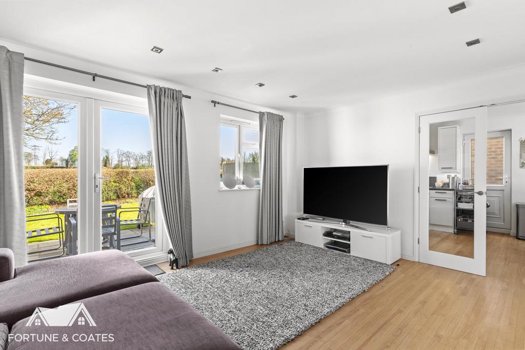 Wetherly Close 1.jpg