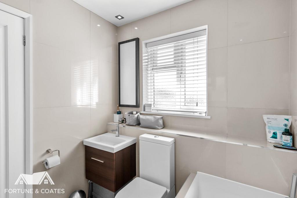 Wetherly Close 15.jpg