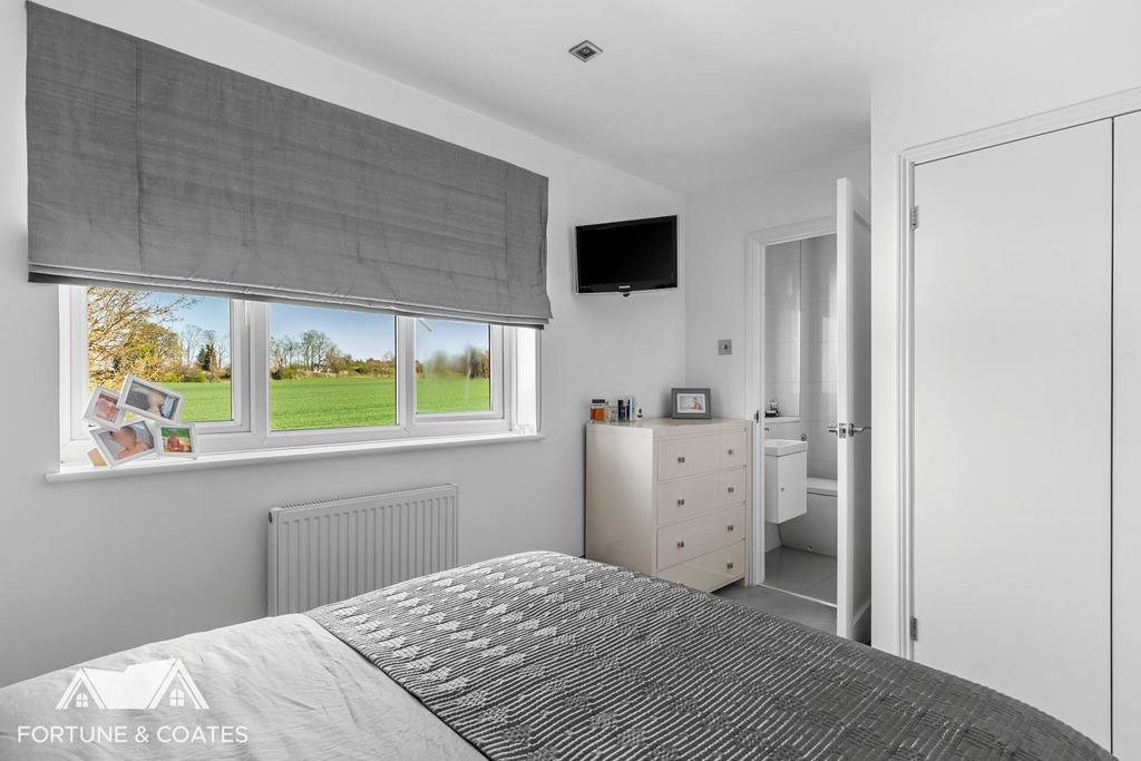 Wetherly Close 17.jpg