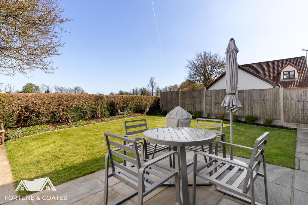 Wetherly Close 19.jpg