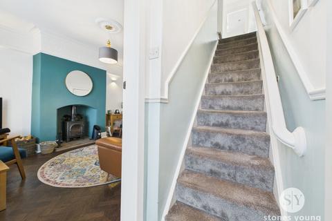 2 bedroom cottage for sale, Lammack Road, Blackburn, BB1
