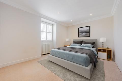 15b Randolph Crescent, London, W9 1DP